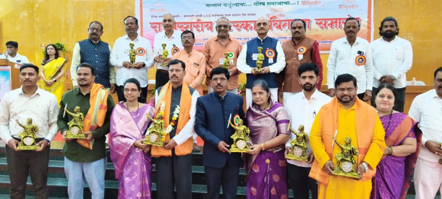 छत्रपती संभाजीनगरात ‘कलमवीर पुरस्कार २०२६-२७’ सोहळा दिमाखात; ११ कर्तृत्ववानांचा गौरव