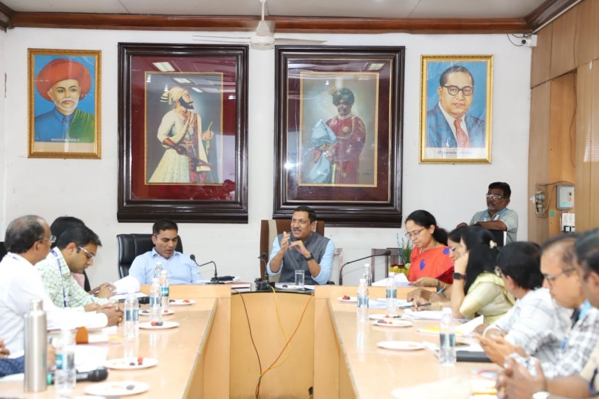 शासनाच्या ऑनलाइन सेवा नागरिकांना विहित वेळेत द्या; अर्ज प्रलंबित ठेवू नका – राज्य आयुक्त सुधाकर तेलंग