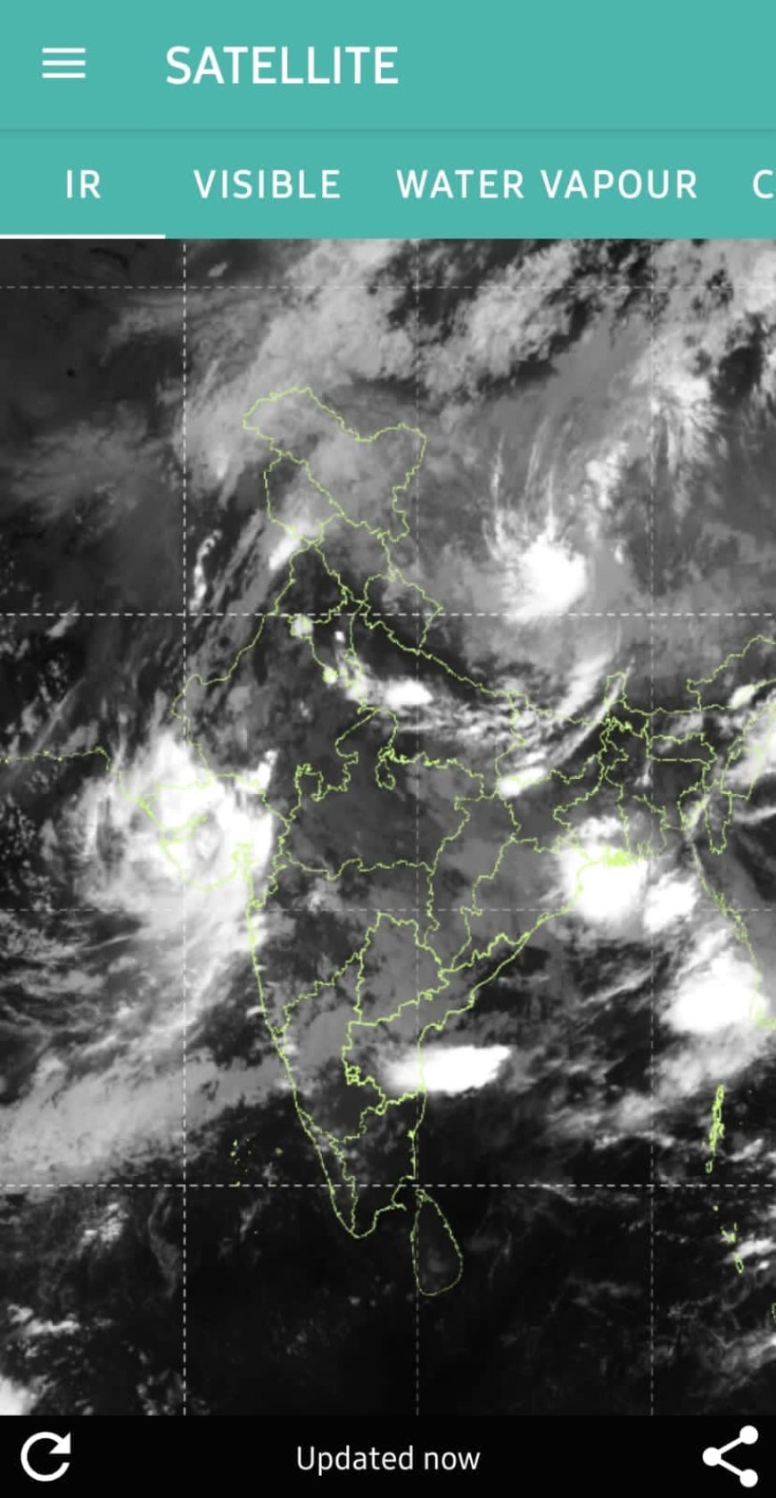 नाशिकमध्ये मुसळधार पावसाने पूरस्थिती गंभीर; ऑरेंज अलर्ट जारी, प्रशासन हाय अलर्टवर