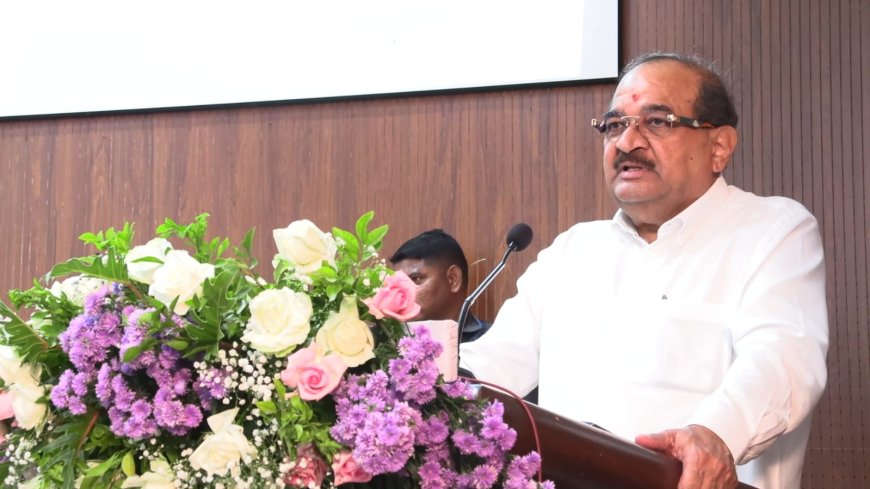 जलसंपदा विभागाच्या शेतकरीसंबंधित सर्व प्रक्रिया महिनाभरात होणार ऑनलाइन; मंत्री डॉ. राधाकृष्ण विखे पाटील यांची घोषणा