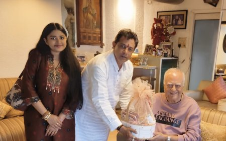 इक्का’ चित्रपटाच्या यशाबद्दल निर्माते प्रेमकिशन मल्होत्रा यांचे दादासाहेब फाळके चित्रपट युनियनकडून अभिनंदन