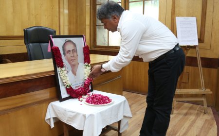 लोकशाहीर अण्णाभाऊ साठे यांच्या जयंतीनिमित्त राजधानीत अभिवादन