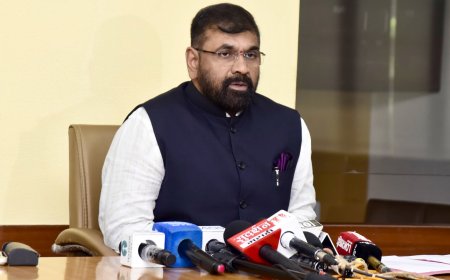 मुंबईतील पुनर्विकास, रेल्वे, पायाभूत सुविधा आणि केंद्राच्या जमिनींच्या प्रश्नांवर केंद्र सरकार सकारात्मक – सचिन अहिर