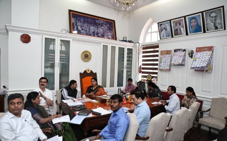 पथविक्रेता योजनेच्या अंमलबजावणीसाठी विभाग स्तरावरील प्राथमिक कार्यवाहीला गती द्या; महापौर रितू तावडे यांचे निर्देश