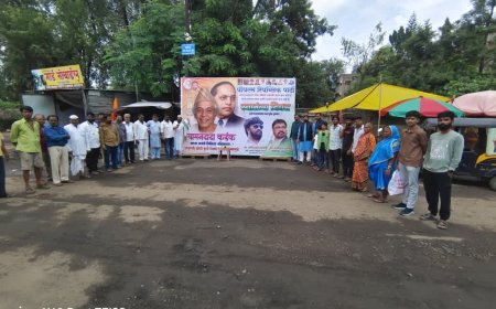 पीपल्स रिपब्लिकन पार्टीच्या वतीने स्वातंत्र्यदिन व लोककवी वामनदादा कर्डक जयंती उत्साहात