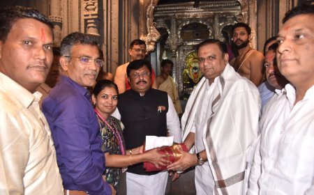 विधानसभा अध्यक्ष ॲड. राहुल नार्वेकर यांनी घेतले श्री महालक्ष्मी अंबाबाई देवीचे दर्शन