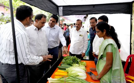रानभाज्यांच्या संवर्धनासोबत बाजारपेठ विकासावर भर देण्याची गरज – जिल्हाधिकारी आयुष प्रसाद