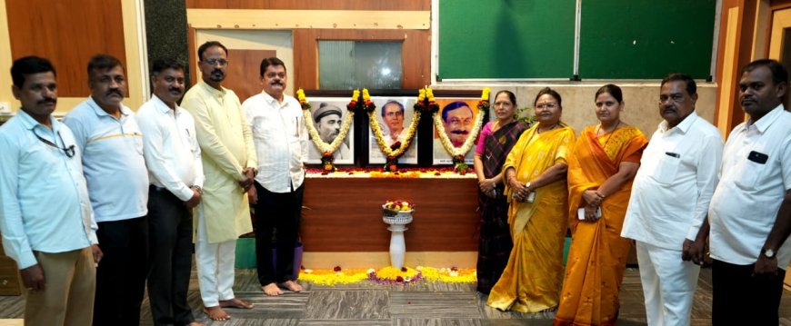 लोकमान्य टिळक, साहित्यरत्न अण्णाभाऊ साठे आणि माजी महापौर मधुकरराव पवळे यांना महापालिकेकडून अभिवादन