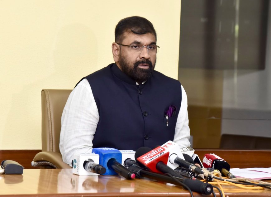 मुंबईतील पुनर्विकास, रेल्वे, पायाभूत सुविधा आणि केंद्राच्या जमिनींच्या प्रश्नांवर केंद्र सरकार सकारात्मक – सचिन अहिर