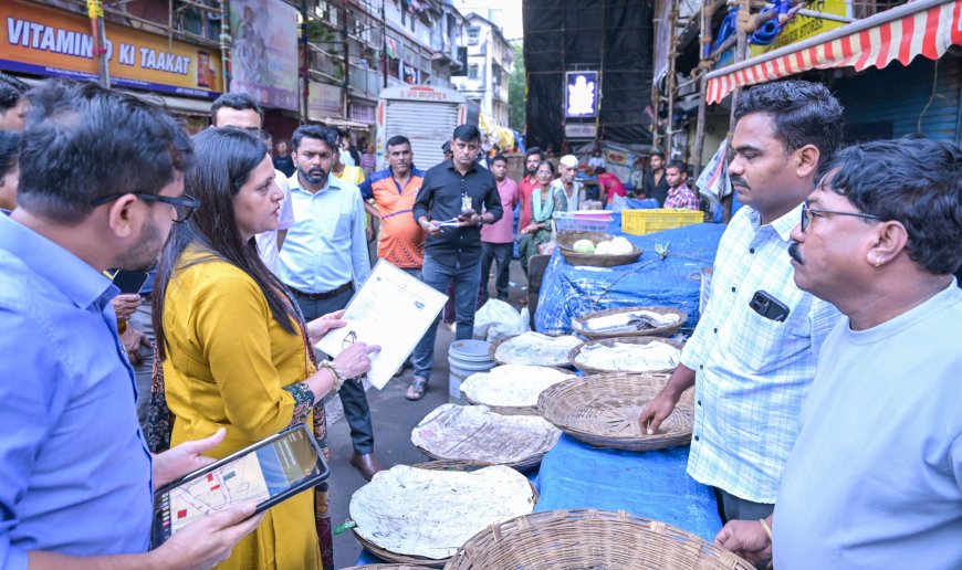 परवान्यातील क्षेत्रफळाबाहेर व्यवसाय करणाऱ्या फेरीवाल्यांवर कठोर कारवाई करा; आयुक्त अश्विनी भिडे यांचे निर्देश