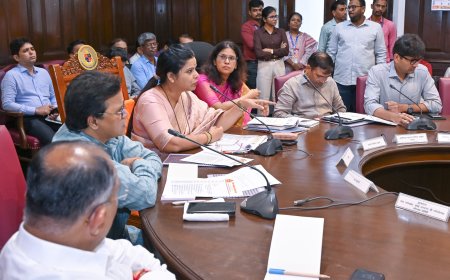 गणरायाच्या आगमनासाठी मुंबई सज्ज; ४,२७९ खड्ड्यांची दुरुस्ती, ३७८ विसर्जन स्थळांवर विशेष व्यवस्था