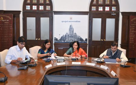 मतदार यादीत नाव समाविष्ट करण्यासाठी नागरिकांना प्रोत्साहित करा; राजकीय पक्षांना आयुक्त अश्विनी भिडे यांचे आवाहन