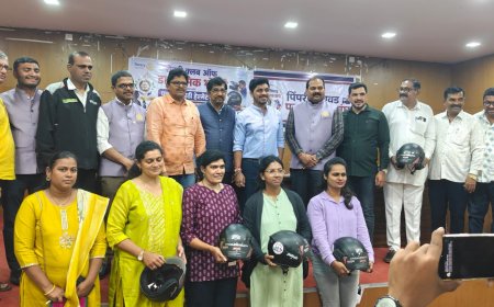 पत्रकारांच्या सुरक्षिततेसाठी रोटरी क्लब ऑफ डायनॅमिक भोसरीचा पुढाकार; पत्रकारांना हेल्मेटचे वाटप