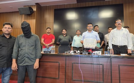 भारतीय चलनाच्या बनावट नोटा खऱ्या असल्याचे भासवून विक्री करणारा अटक; १० लाख ६४ हजारांच्या २१२८ बनावट नोटा जप्त