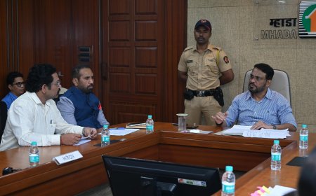 म्हाडाच्या २१ व्या लोकशाही दिनात दोन अर्जांवर सुनावणी