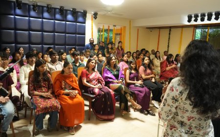 स्नेहआशा फाउंडेशनच्या विद्यार्थ्यांसोबत सिद्धी चौहान जयस्वाल यांनी साजरा केला गणेशोत्सव