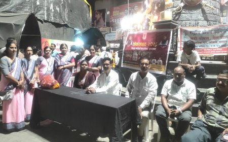 गणरायाच्या दर्शनासोबत योजनांचा जागर; ‘लोकसंवाद-२०२६’मधून शेगावात लोककल्याणकारी योजनांची माहिती