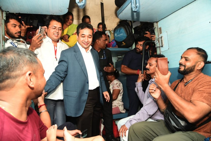 गणेशोत्सवासाठी कोकणवासीयांना घेऊन पहिली ‘मोदी एक्सप्रेस’ कोकणकडे रवाना