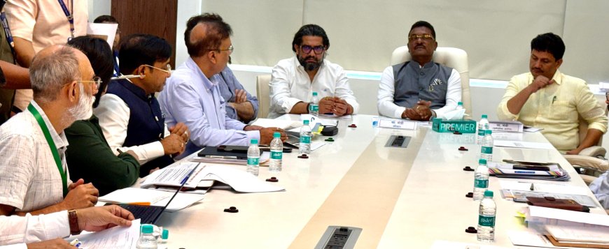 रस्ते अपघात रोखण्यासाठी आधुनिक तंत्रज्ञानाचा प्रभावी वापर करा : परिवहन मंत्री प्रताप सरनाईक